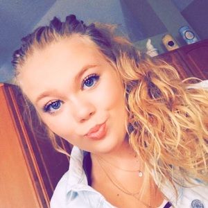 Meet your Posher, Keira